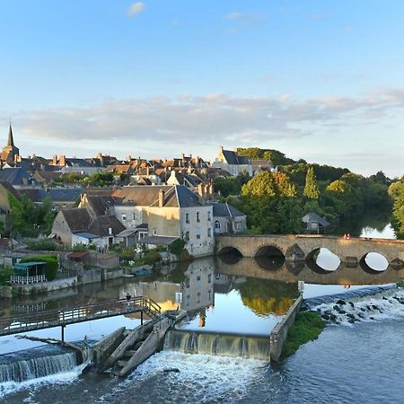 Chaleureuse Petite Maison De Bourg Beaumont-sur-Sarthe Esterno foto