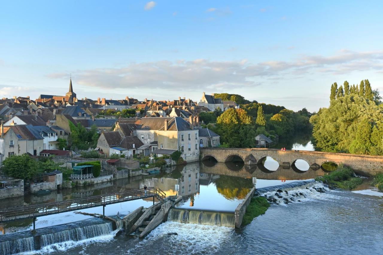 Chaleureuse Petite Maison De Bourg Beaumont-sur-Sarthe Esterno foto