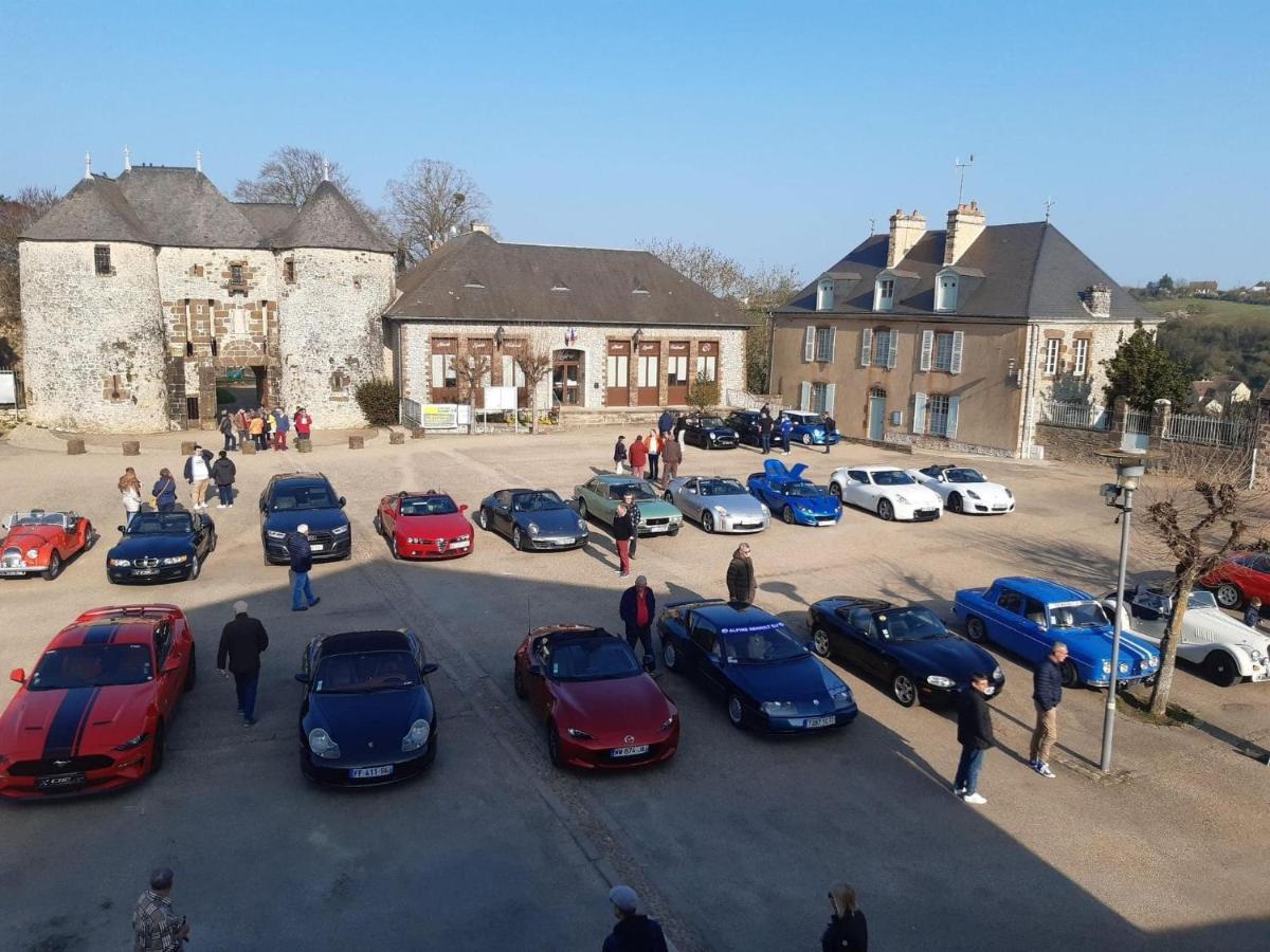 Chaleureuse Petite Maison De Bourg Villa Beaumont-sur-Sarthe Esterno foto